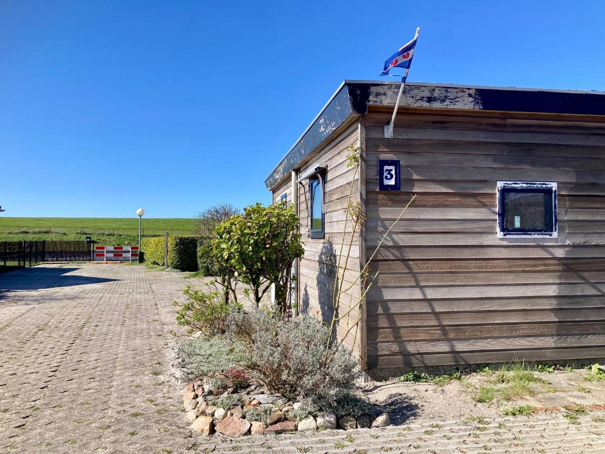 House Marijke With Winter Garden And Direct Access To The Lauwersmeer Anjum Exterior photo