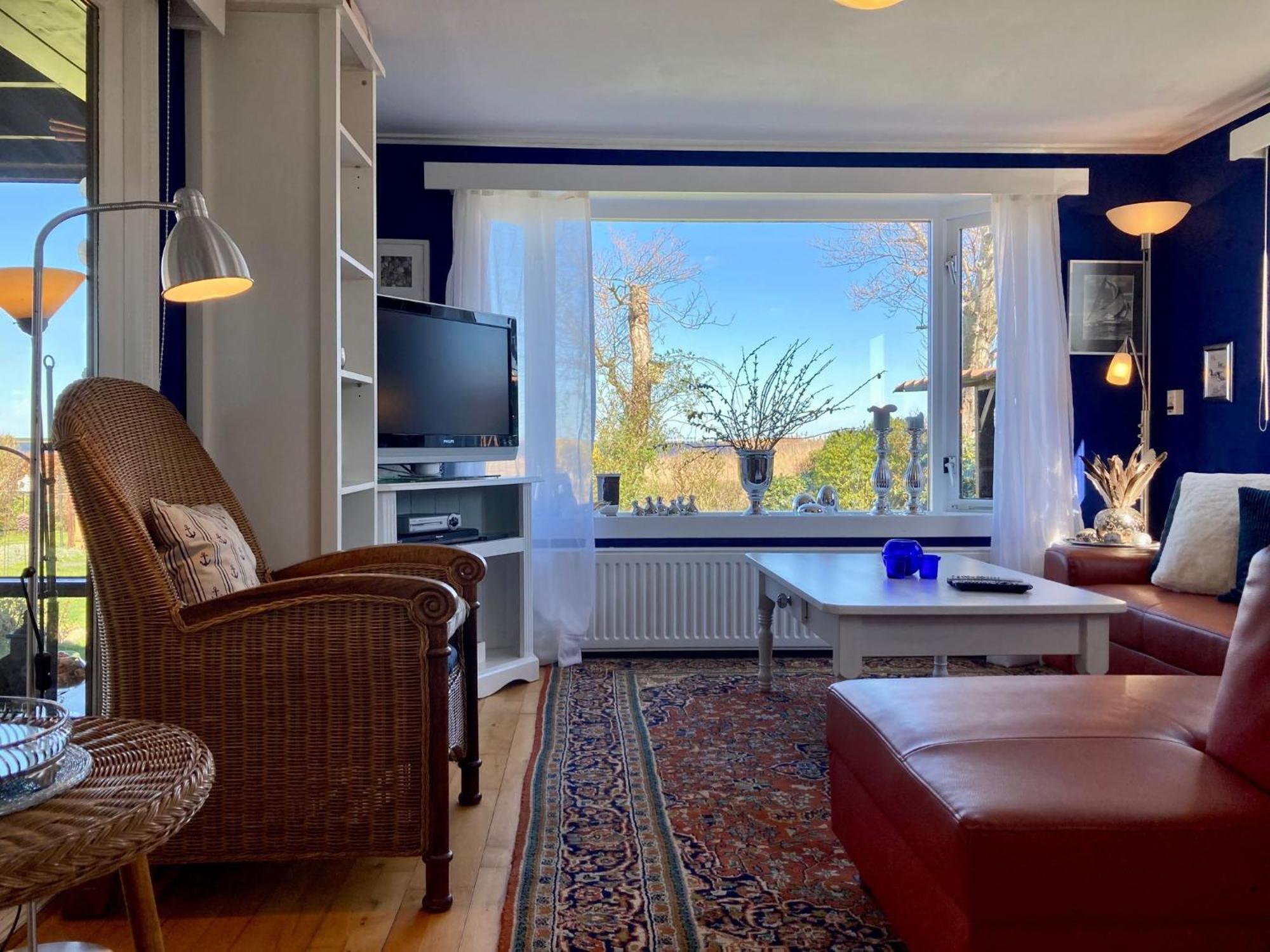 House Marijke With Winter Garden And Direct Access To The Lauwersmeer Anjum Exterior photo